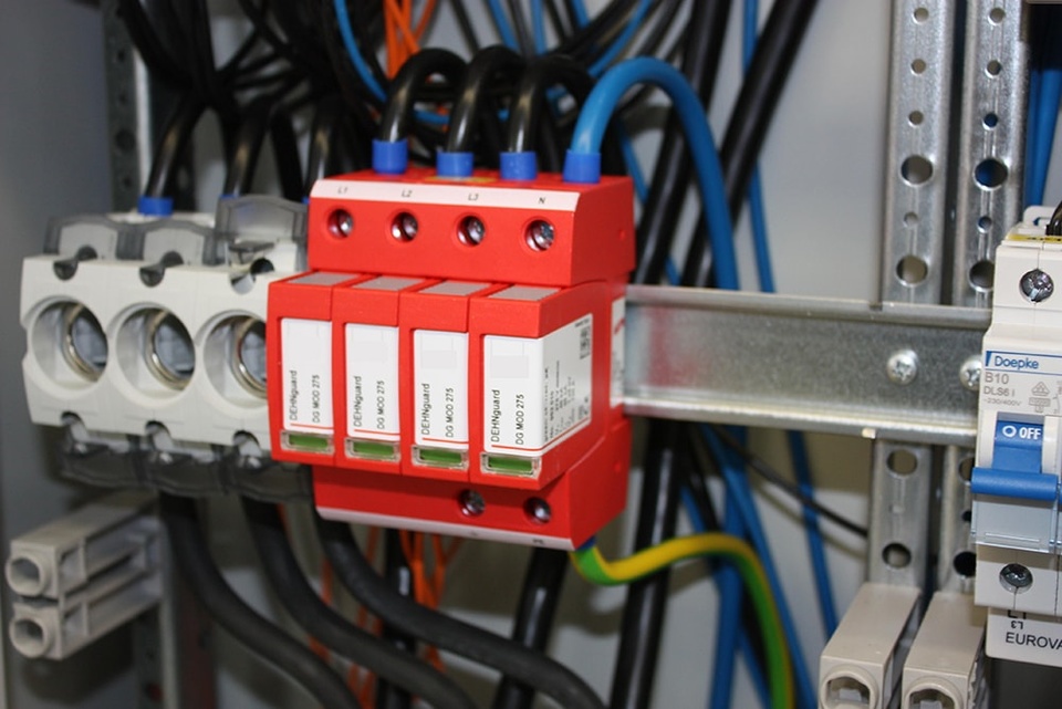U berspannungsschutz bei Willecke Elektrotechnik in Hanau